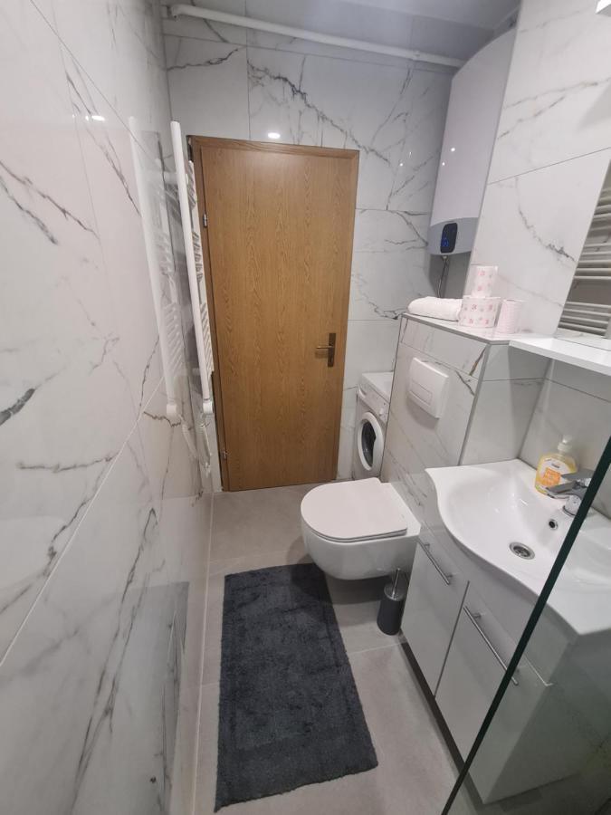 Apartman Yellow - Self Check In Osijek Luaran gambar