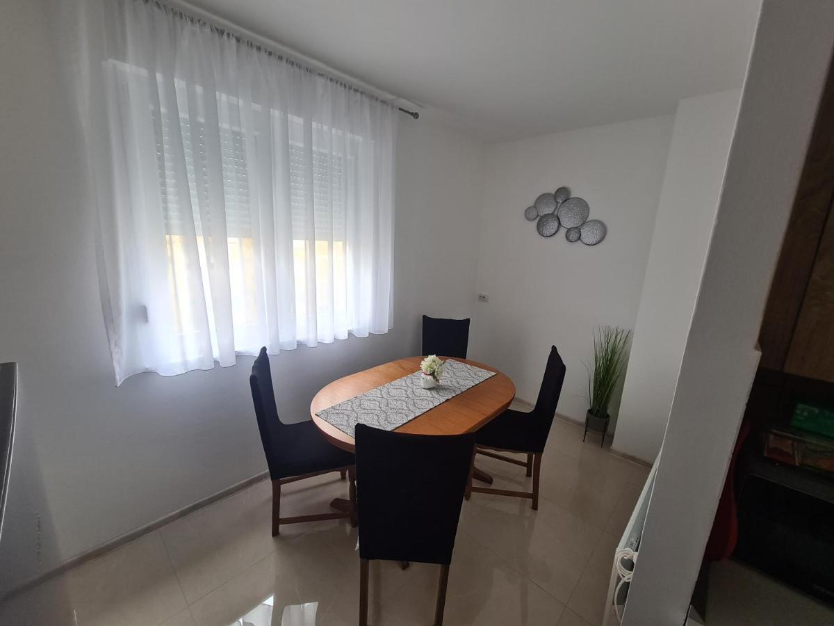 Apartman Yellow - Self Check In Osijek Luaran gambar